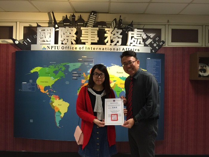 「105年度學行優良僑生獎學金」圖片