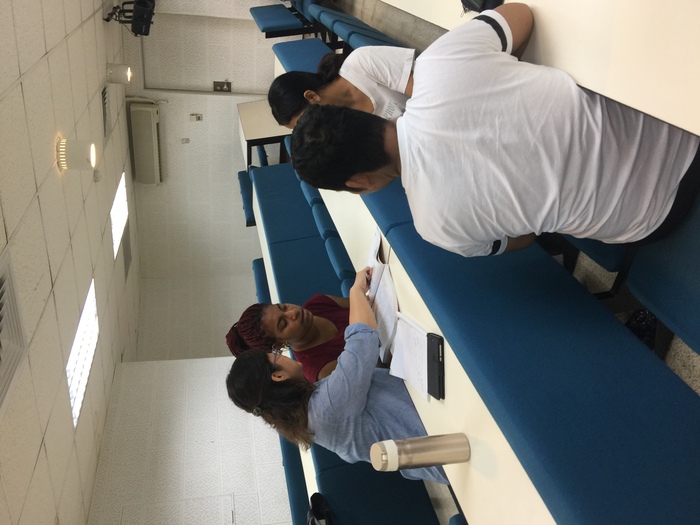 106學年度第一學期華語課輔花絮圖片